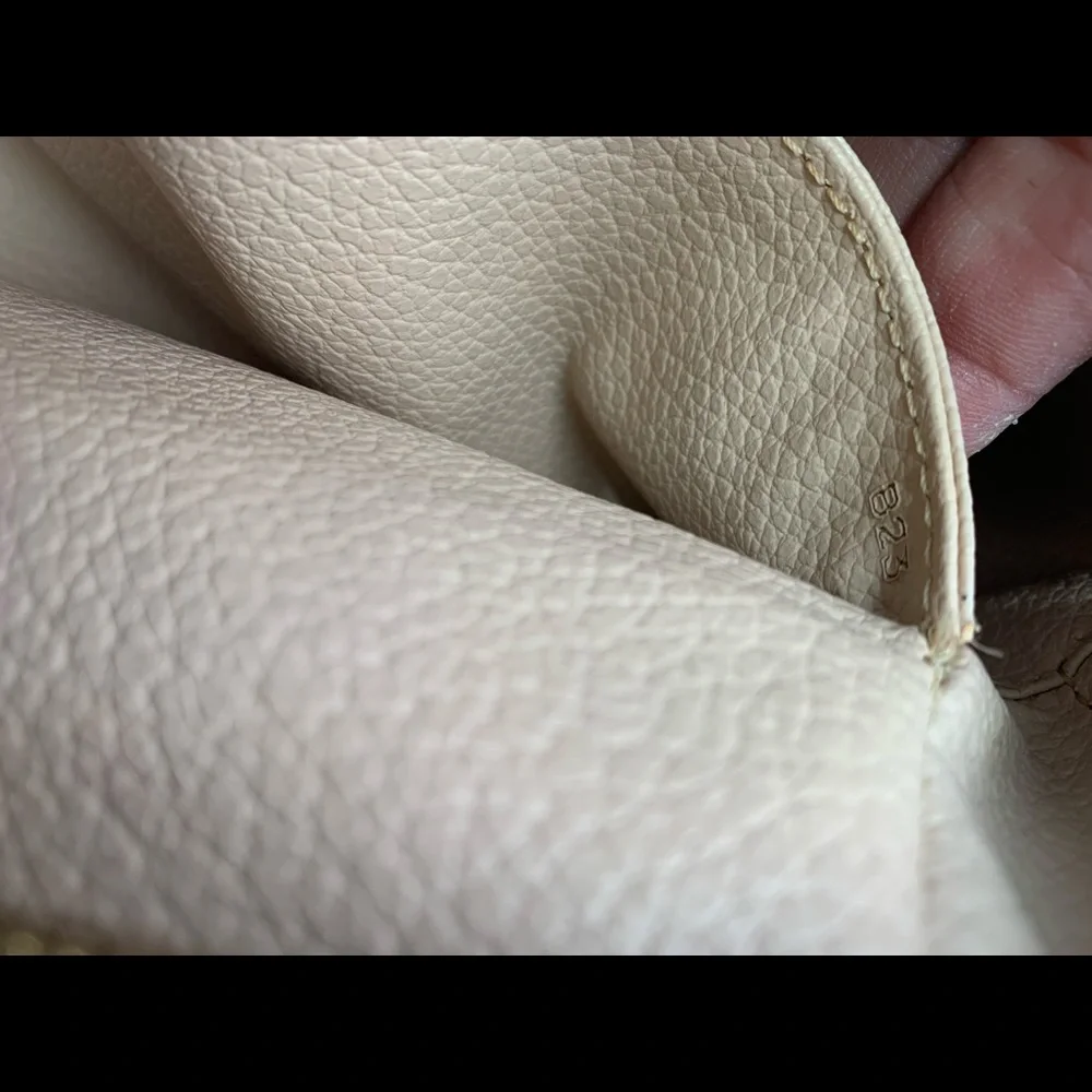 Louis Vuitton Cosmetic Pouch Trousse Toilette 28 - Picture 6 of 9